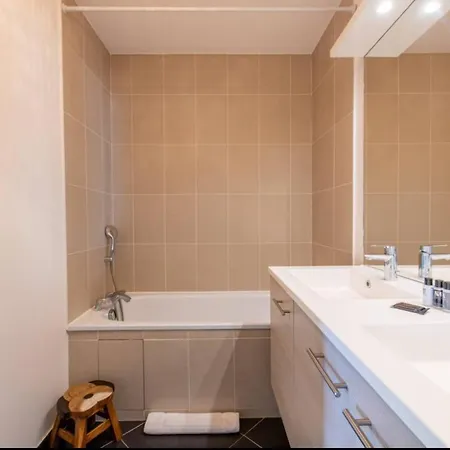 Beautiful Duplex With Large Terrace アパート *
